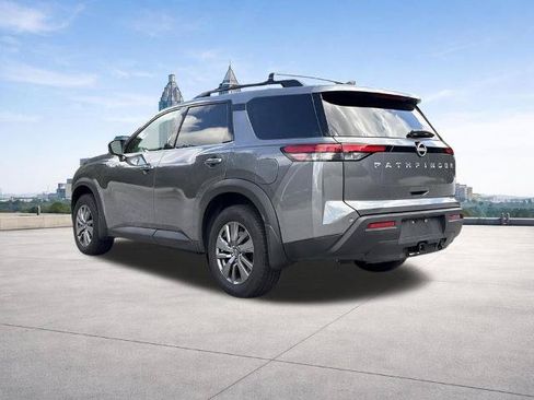Certified 2025 Nissan Pathfinder SV w/ SV Premium Package FWD image 22