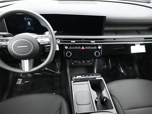 New 2025 Hyundai Tucson SEL image 12