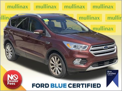 Used 2018 Ford Escape Titanium w/ Ford Safe & Smart Package image 1
