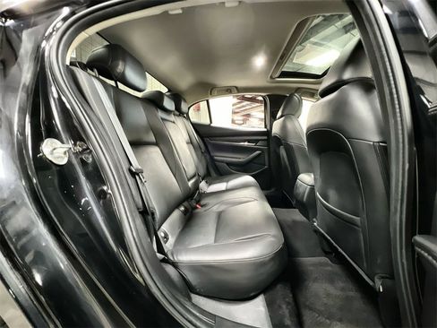 Used 2022 MAZDA MAZDA3 s image 21