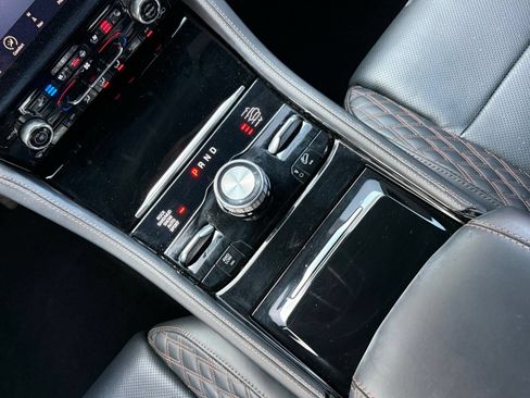 Certified 2024 Jeep Grand Cherokee Summit AWD/4WD image 32