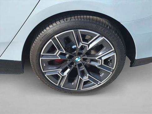 New 2026 BMW 530i w/ M Sport Package image 10