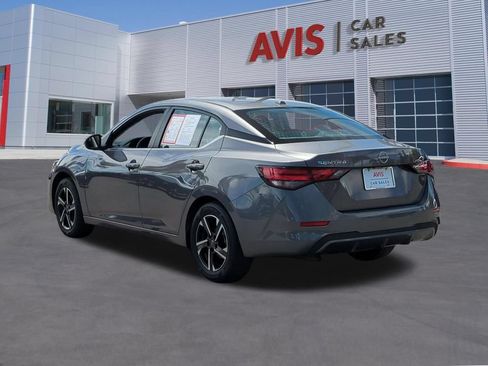 Used 2025 Nissan Sentra SV FWD image 9