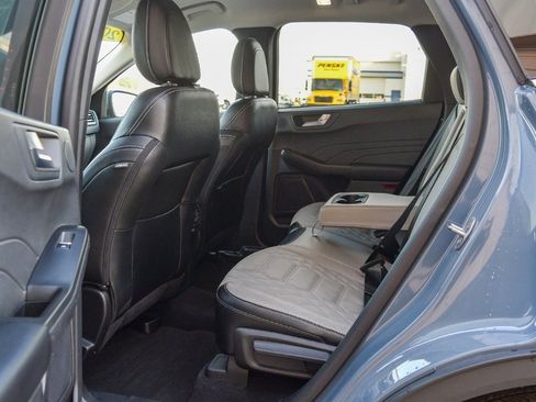 Used 2023 Ford Escape SE w/ PHEV Premium Package image 30