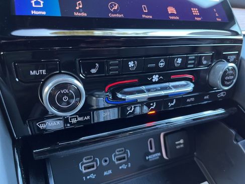 New 2025 Jeep Grand Cherokee L Summit image 6