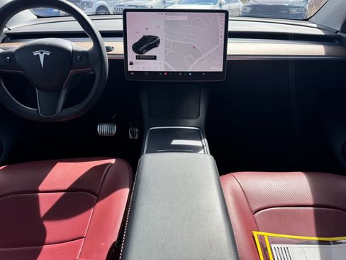 Used 2021 Tesla Model Y Long Range image 10