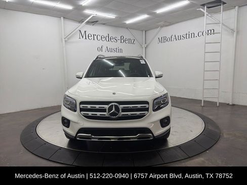 Certified 2022 Mercedes-Benz GLB 250 4MATIC image 2