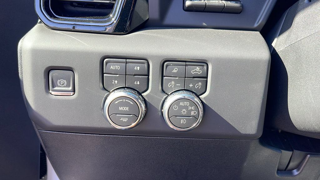 New 2026 GMC Sierra 2500 AT4X AWD/4WD image 28