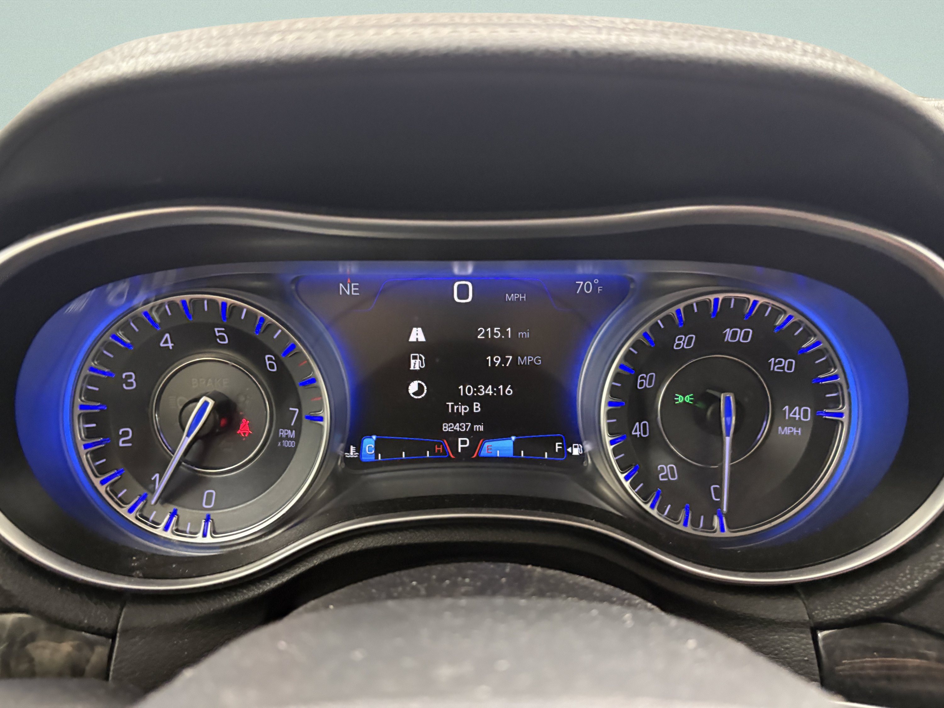 Used 2018 Chrysler 300 Limited AWD/4WD image 34