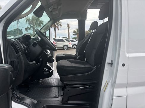 Used 2024 RAM ProMaster 2500 w/ Convenience Group FWD image 34