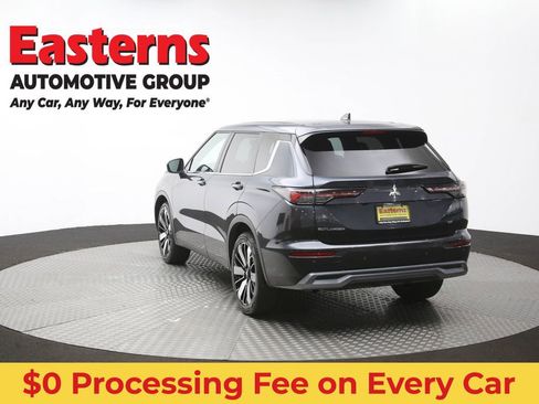 Used 2025 Mitsubishi Outlander SE FWD image 66