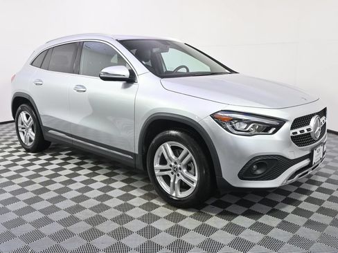 Used 2022 Mercedes-Benz GLA 250 4MATIC image 8