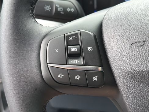 New 2026 Ford Maverick XLT w/ XLT Luxury Package FWD image 16