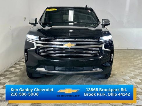 Used 2021 Chevrolet Tahoe Premier w/ Premium Package AWD/4WD image 2