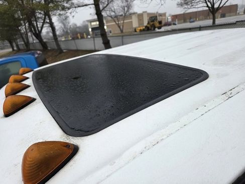 Used 2005 Ford F350 Lariat image 7