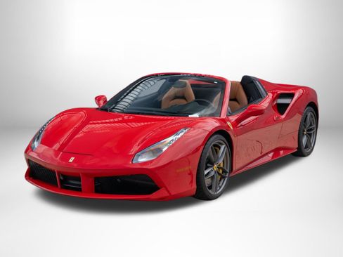 Used 2018 Ferrari 488 Spider RWD image 3