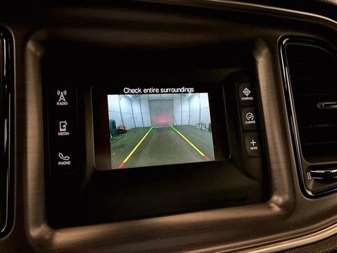 Used 2016 Dodge Challenger SXT RWD image 20