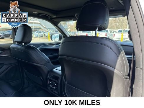 Used 2025 Jeep Grand Cherokee Limited image 25