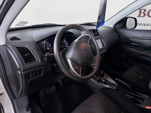 Used 2024 Mitsubishi Outlander Sport ES AWD/4WD image 11