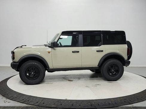New 2026 Ford Bronco Badlands AWD/4WD image 4