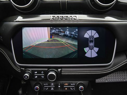 Used 2019 Ferrari Portofino image 48