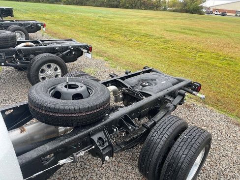 New 2026 RAM 3500 Tradesman w/ Chrome Appearance Group image 19