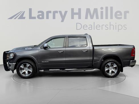 Used 2022 RAM 1500 Laramie AWD/4WD image 2