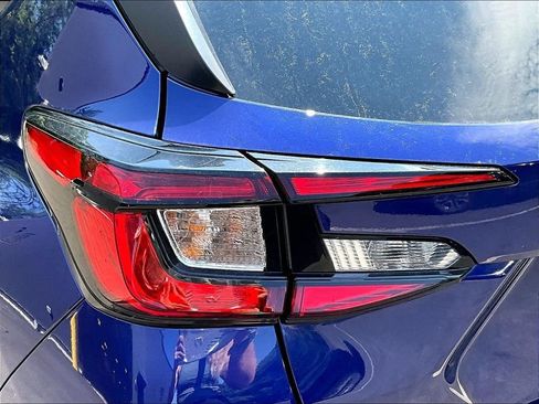 Used 2025 Subaru Crosstrek 2.5i Wilderness AWD/4WD image 25