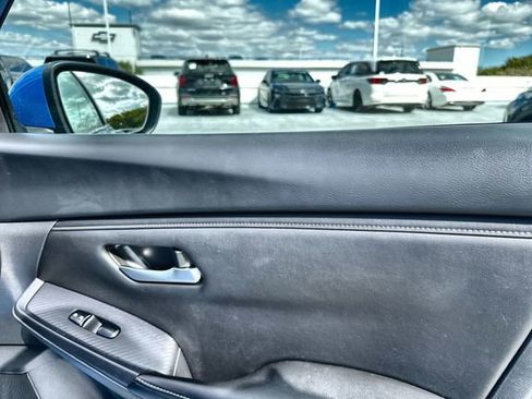 Used 2024 Nissan Sentra SV image 30