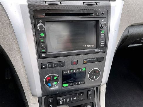 Used 2012 Chevrolet Traverse LTZ image 16