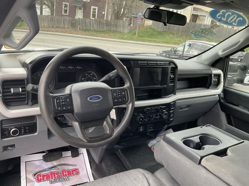 Used 2023 Ford F350 XL w/ FX4 Off-Road Package AWD/4WD image 13