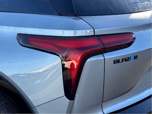 Used 2024 Chevrolet Blazer EV RS image 6