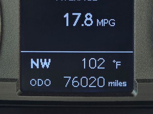 Used 2018 Toyota 4Runner SR5 Premium AWD/4WD image 18