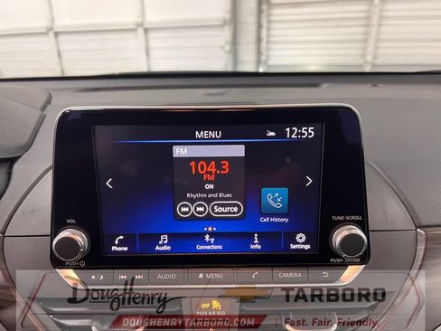 Used 2025 Nissan Altima 2.5 SV FWD image 46