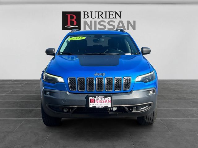 Used 2019 Jeep Cherokee Trailhawk AWD/4WD image 8