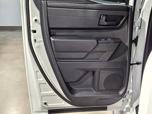 New 2026 Toyota Tundra SR image 18