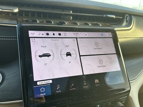 Used 2024 Jeep Grand Cherokee L Limited w/ Luxury Tech Group II image 34