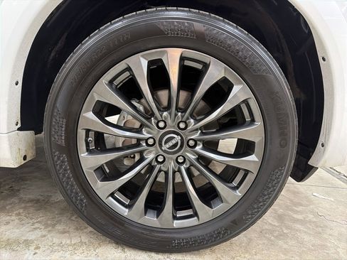 Used 2023 Nissan Armada Platinum w/ Captain's Chairs Package image 13