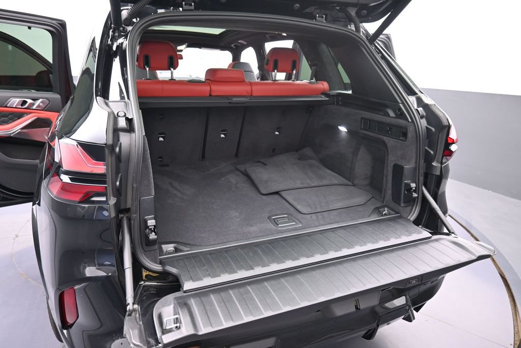 Used 2025 BMW X5 M Competition w/ Executive Package AWD/4WD image 19