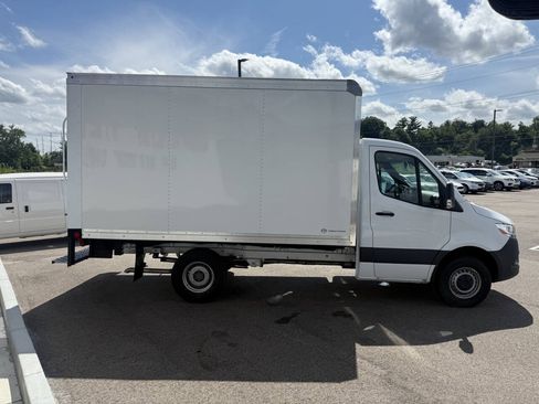 Used 2024 Mercedes-Benz Sprinter 3500 image 6