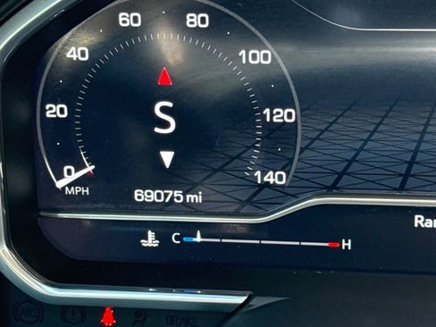 Used 2024 GMC Sierra 2500 AT4 w/ AT4 Premium Plus Package image 31