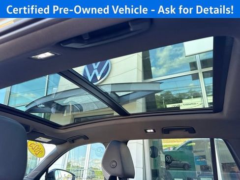 Used 2025 Volkswagen Tiguan SE R-Line AWD/4WD image 25