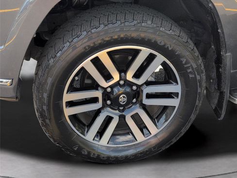 Used 2020 Toyota 4Runner Limited image 35