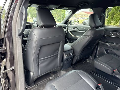 Used 2026 Ford Explorer Tremor w/ Tremor Convenience Package AWD/4WD image 19