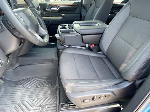 Used 2025 Chevrolet Silverado 1500 LT Trail Boss image 13