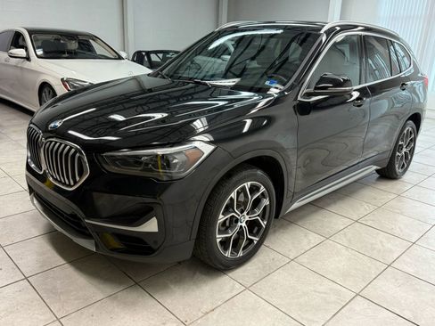 Used 2021 BMW X1 sDrive28i w/ Premium Package image 3