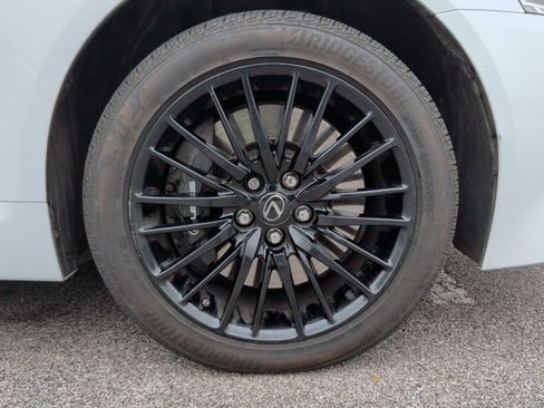 Used 2015 Lexus LS 460 RWD image 12