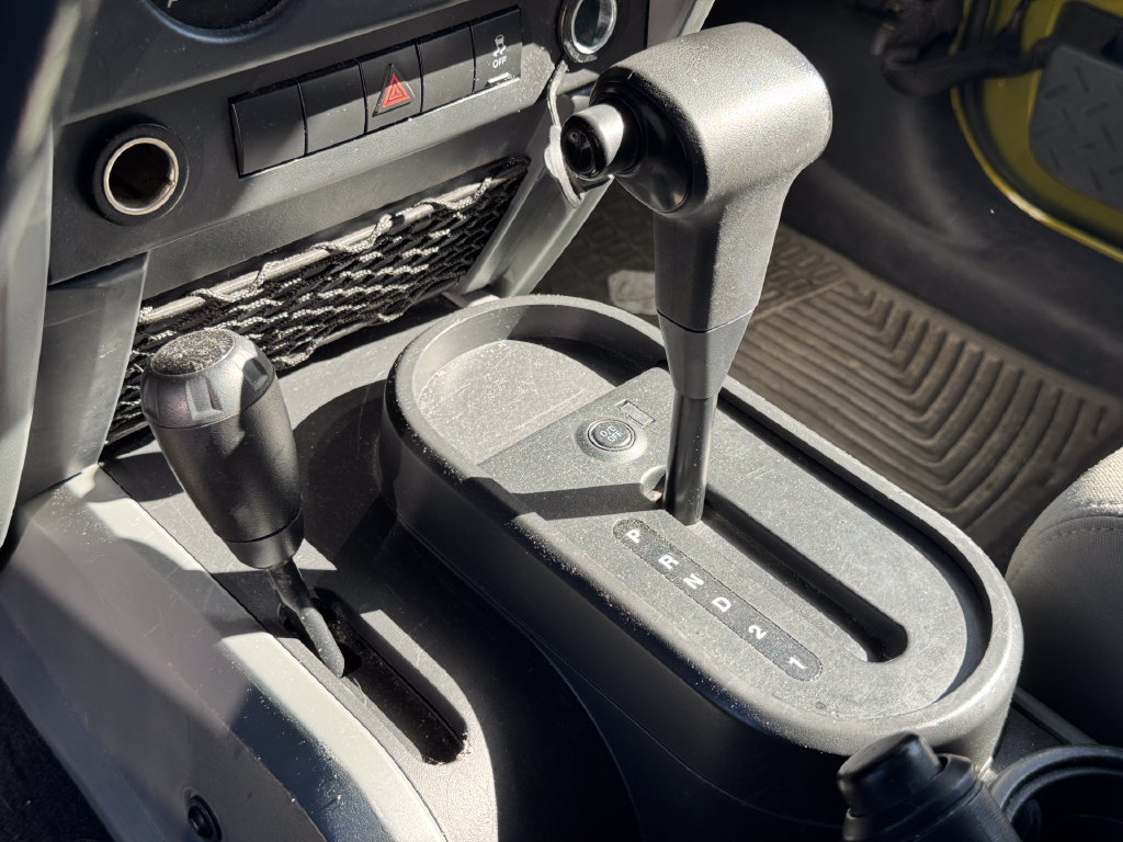 Used 2010 Jeep Wrangler Unlimited Sport AWD/4WD image 10