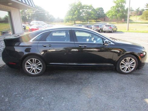Used 2013 Lincoln MKZ FWD image 10