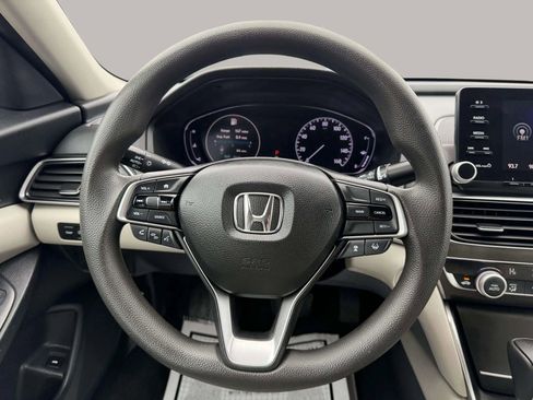 Used 2018 Honda Accord LX image 24
